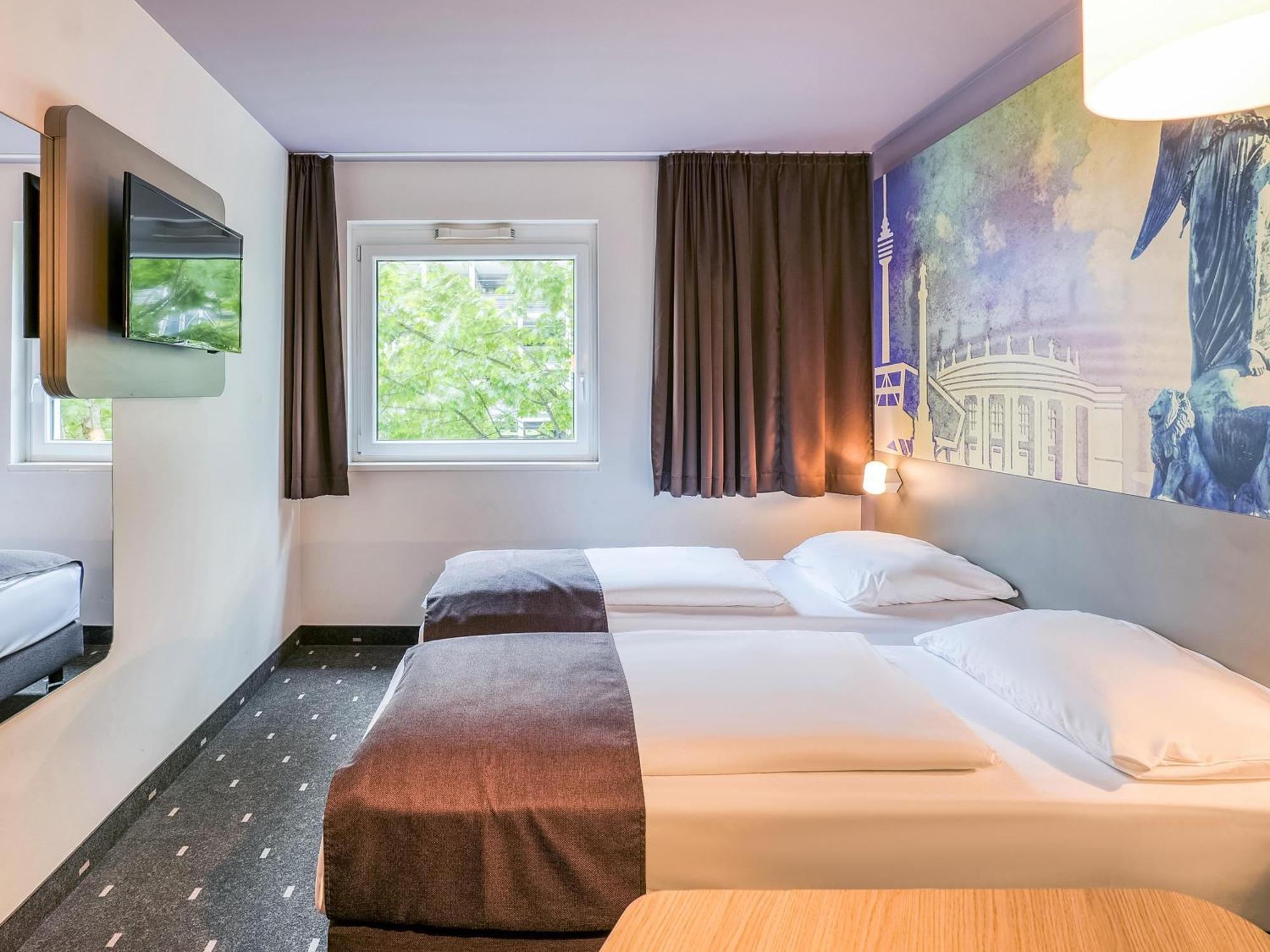 B&B Hotel Stuttgart-Vaihingen ภายนอก รูปภาพ